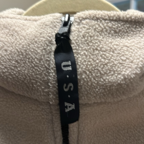 Fleece Alaska USA vest - Picture 3 of 9